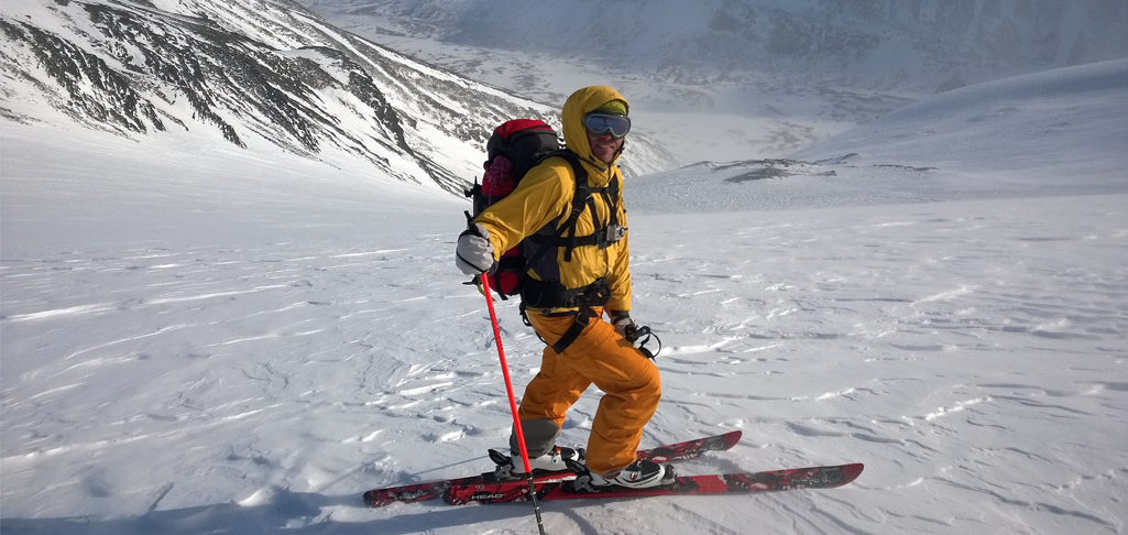Foto av Erik Huss på skidor